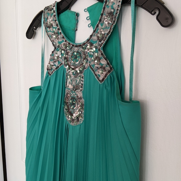 BCBG Turquoise Green Pleated Halter Maxi Dress - Picture 3 of 11